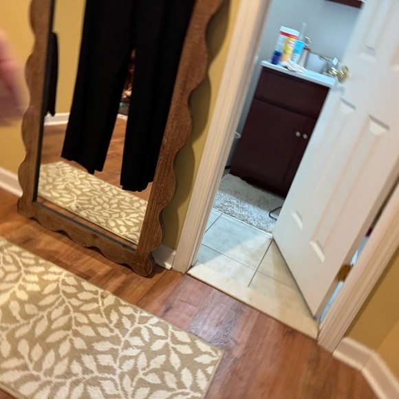 Woman's 2 piece suit - Picture 7 of 8